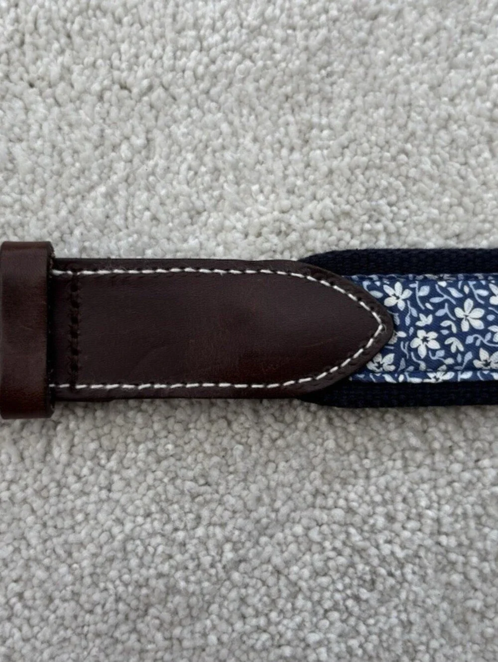 Vineyard Vines Blue Floral Cotton And Leather Belt Size 32 Nickel Buckle
